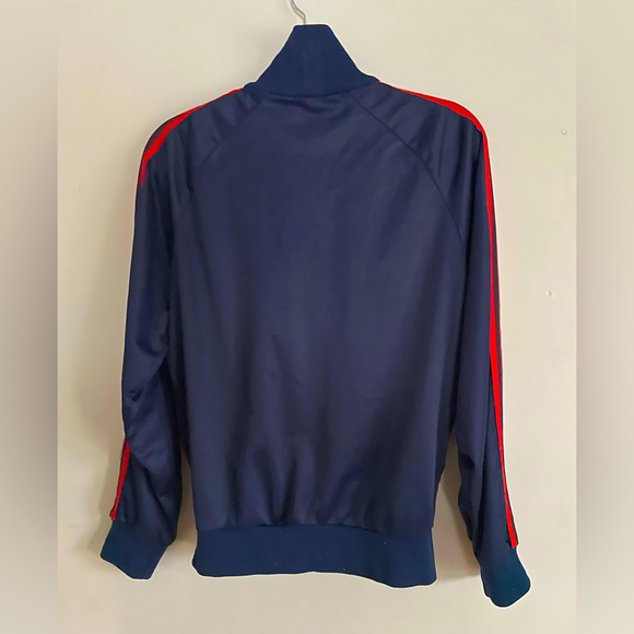 Vintage Adidas - Picture 2 of 3